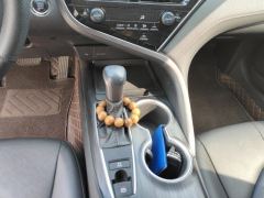 Toyota Camry 2.0G Luxury Edition - photo 19