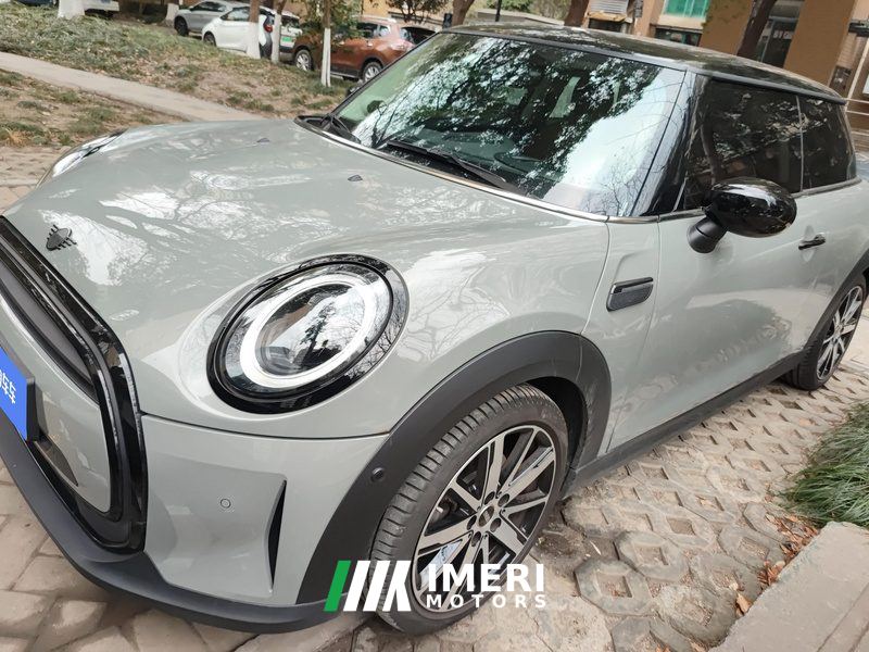 BMW MINI 1.5T COOPER Artist - автомобиль из Китая