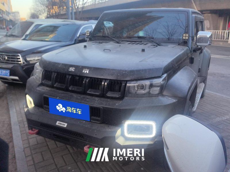 BAIC Cross Country BJ40 Blade Hero Edition 2.0T Automatic 4WD Passenger Edition Diesel - ავტომობილი ჩინეთიდან