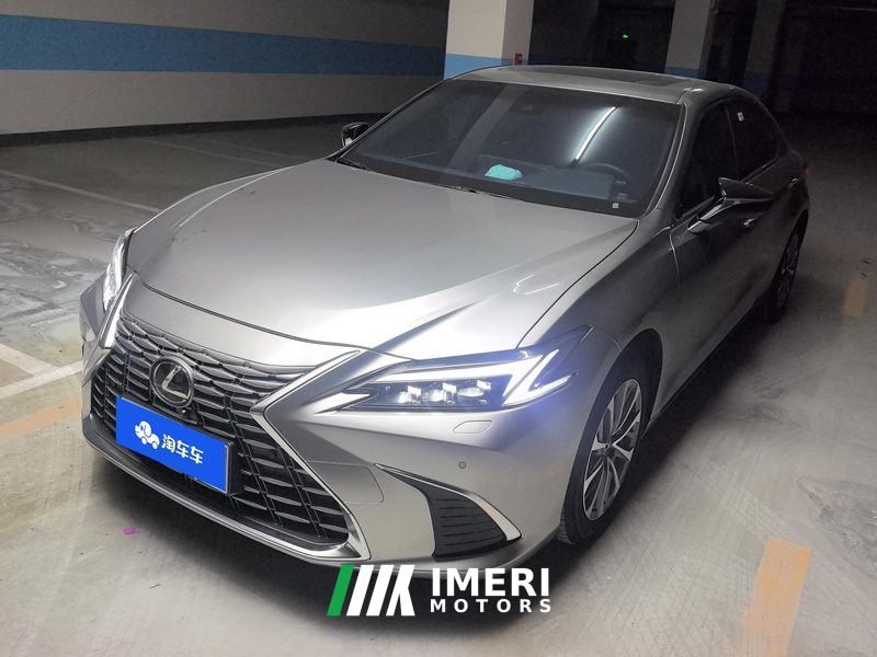 Lexus ES 200 Premium Edition