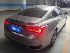 Lexus ES 200 Premium Edition - photo 2