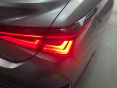 Lexus ES 200 Premium Edition - photo 5