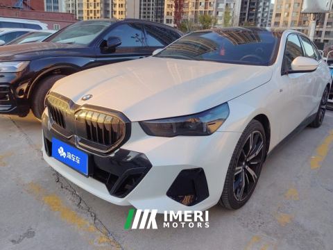 2024 BMW 5 530i VersionM - car from China