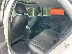 Hyundai Elantra 1.5L CVT Luxury - ფოტო 16