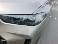 BMW X5 xDrive30Li Deluxe VersionM - ფოტო 4