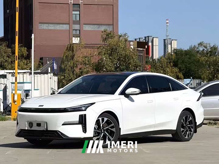 Geely Galaxy L6 125km PLUS Longteng Edition - автомобиль из Китая