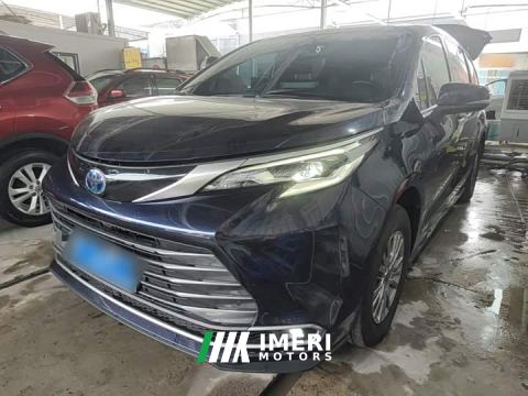 2022 Toyota Sienna 2.5L Hybrid Premium Edition