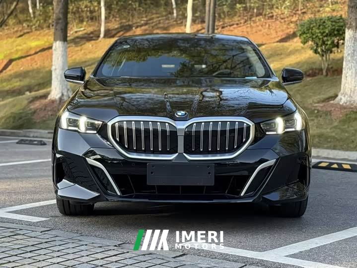 BMW 5 Series 530Li Luxury M Sport Package