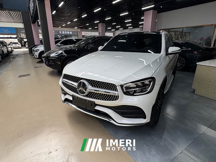 Mercedes-Benz GLC 300 L 4MATIC Luxury
