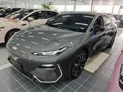 Geely Galaxy E8 700km Long-Range Smart Driving Edition - фото 1