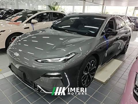 2025 Geely Galaxy E8 700km Long-Range Smart Driving Edition