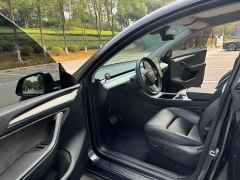 Tesla Model Y Long Range All-Wheel Drive - фото 12