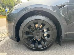 Tesla Model Y Long Range All-Wheel Drive - фото 7