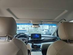 Buick GL8 Land Business Class Comfort Edition - ფოტო 17