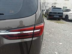 Buick GL8 Land Business Class Comfort Edition - ფოტო 7