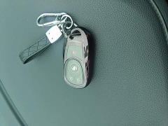 Buick GL8 Land Business Class Comfort Edition - ფოტო 8
