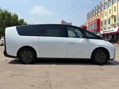 Li Auto Li Xiang MEGA Ultra - ფოტო 19