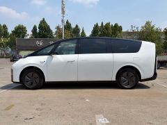 Li Auto Li Xiang MEGA Ultra - ფოტო 3