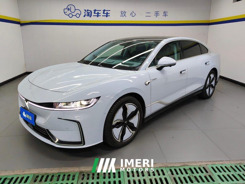 Voyah Zhuiguang Lantu Zhaoguang BEV 580km Standard Endurance Edition