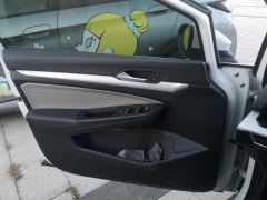 Volkswagen Golf 280TSI DCT 30th Anniversary Edition - ფოტო 12