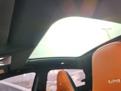 Changan UNI-V 1.5T Sport Edition - ფოტო 15
