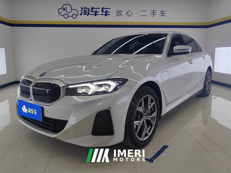 BMW i3 eDrive 35 L - car from China