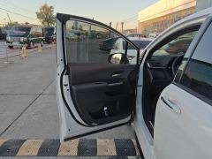 Toyota Sienna Dual-Engine 2.5L 4WD Prestige Edition - ფოტო 12