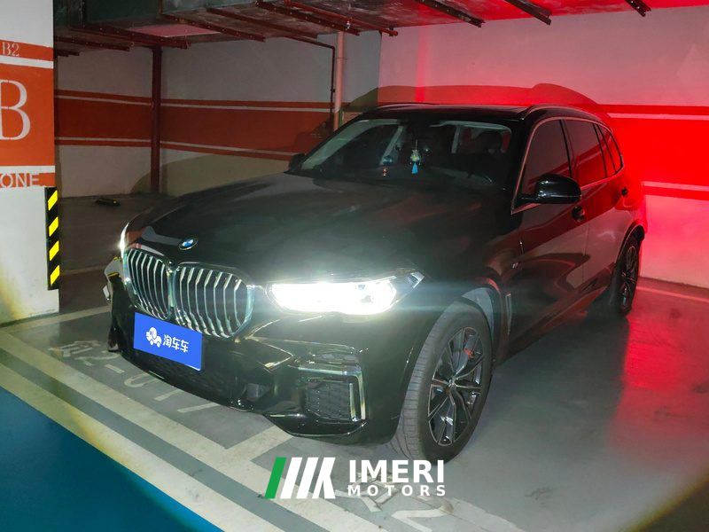 BMW X5 xDrive30Li Deluxe VersionM - ავტომობილი ჩინეთიდან