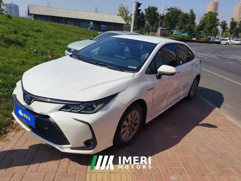 Toyota Corolla Dual-Engine 1.8L Pioneer Edition - автомобиль из Китая