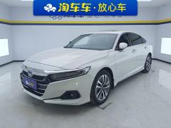 Honda Accord PHEV 2.0L E-CVT Edition - фото 1