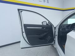 Honda Accord PHEV 2.0L E-CVT Edition - фото 12