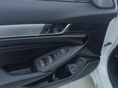 Honda Accord PHEV 2.0L E-CVT Edition - фото 13