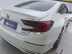 Honda Accord PHEV 2.0L E-CVT Edition - фото 5