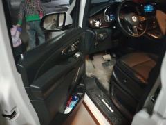 Mercedes-Benz V Class V-Class V 260 Navigator Edition - photo 12