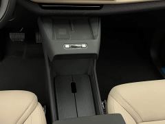 Volvo XC70 Plug-in Hybrid AWD Extended Range Core - ფოტო 11