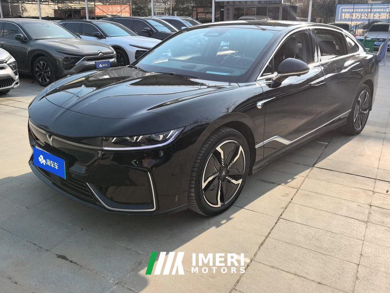 Voyah Zhuiguang Lantu Zhaoguang BEV 580km Flagship Edition