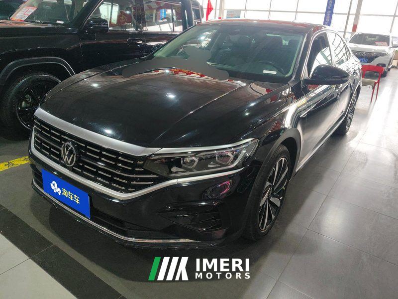 Volkswagen Passat 330TSI Luxury Edition