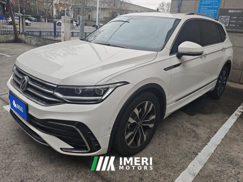 Volkswagen Tiguan L 330TSI 2WD R-Line Beyond Luxury Edition