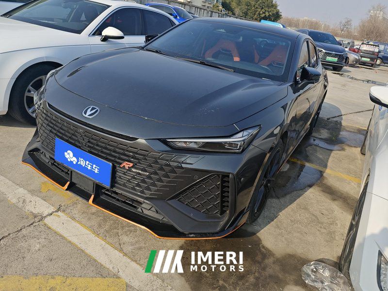 Changan UNI-V 2.0T Classic Sport Edition