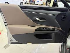 Lexus ES 200 Excellence Edition - photo 11