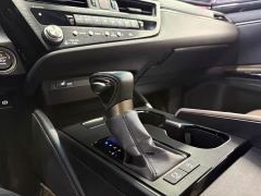 Lexus ES 200 Excellence Edition - photo 14