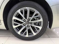 Lexus ES 200 Excellence Edition - photo 16