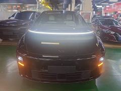 Li Auto i6 Four-Wheel Drive Standard Edition - ფოტო 2