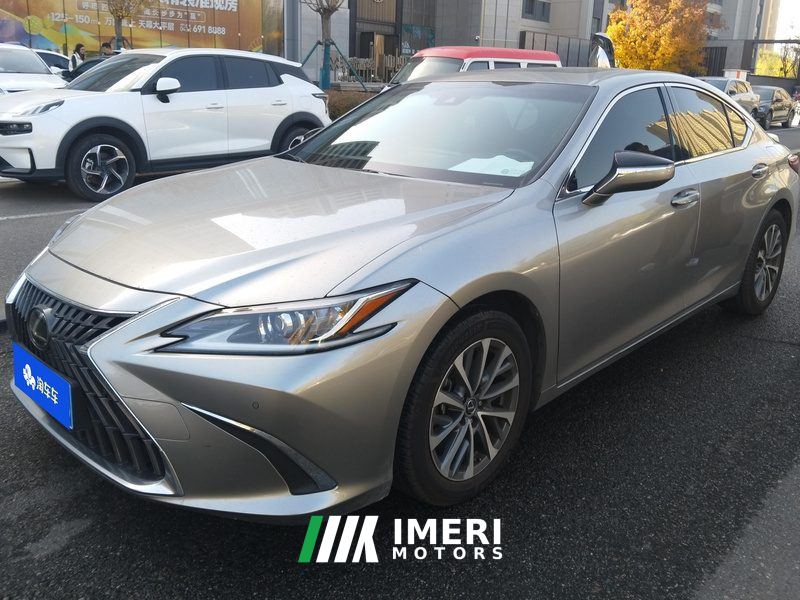 Lexus ES 260 Excellence Edition