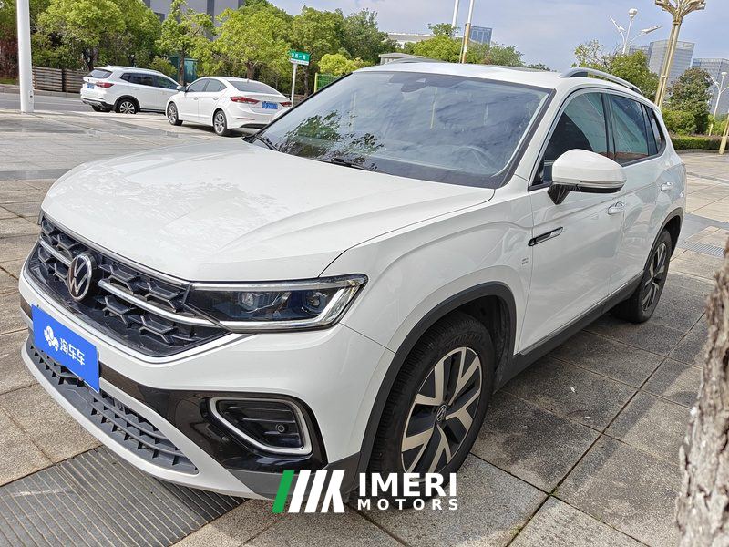 Volkswagen Tharu 300TSI 2WDLuxuryPlus Edition