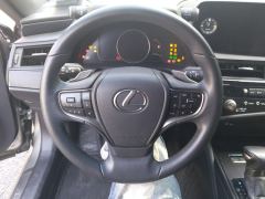 Lexus ES 260 Excellence Edition - ფოტო 18