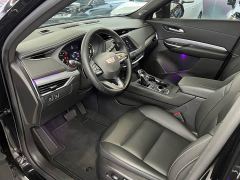 Cadillac XT4 28T FWD Luxury - photo 8