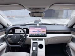AITO Wenjie M5 Extended Range AWD Ultimate Edition - ფოტო 11