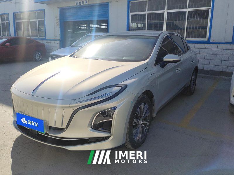 FAW Hongqi E-QM5 431km Charging Fun Edition 5-seater