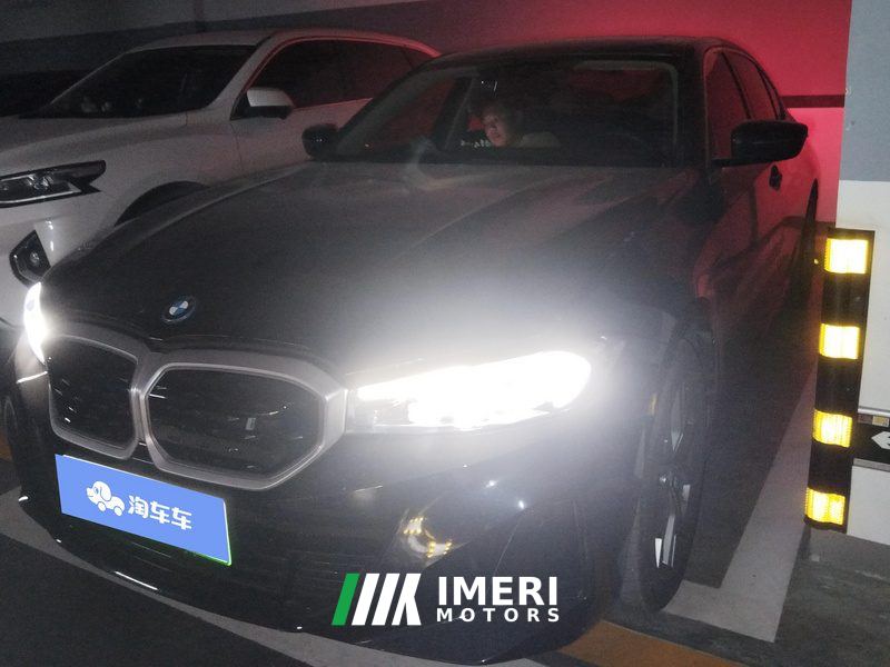 BMW i3 eDrive 35 L